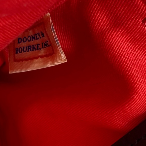 Dark Academia Dooney & Bourke Black Patent Leather Preppy Pouch - Picture 7 of 9